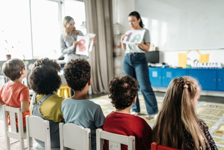 Educación: por qué uno de cada cuatro docentes abandona la carrera tras el primer año en el sistema público de educación
